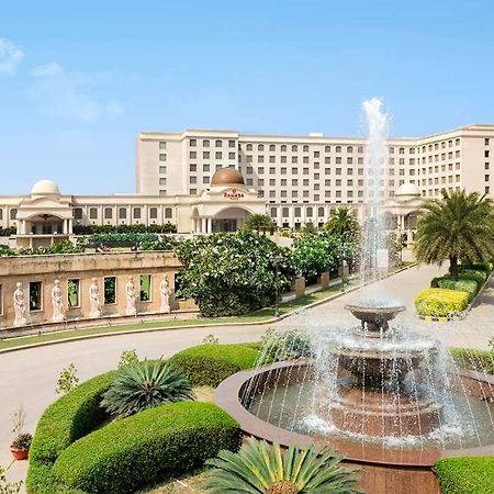 Ramada By Wyndham Lucknow Hotel And Convention Center Ngoại thất bức ảnh